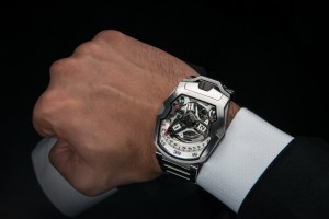 Replica-Urwerk-UR-210S