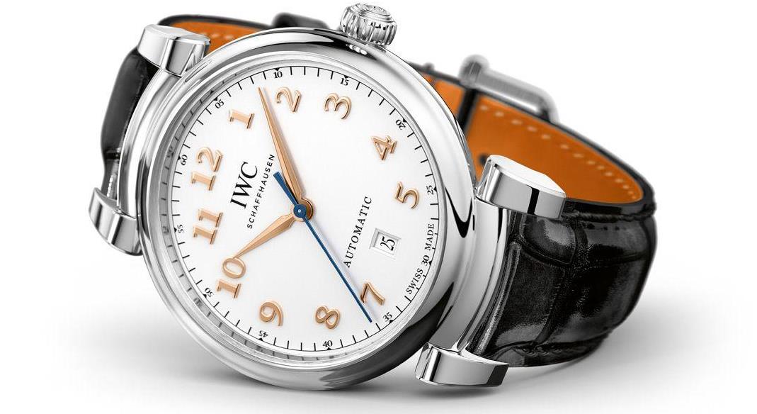 The white dials copy watches have Arabic numerals.