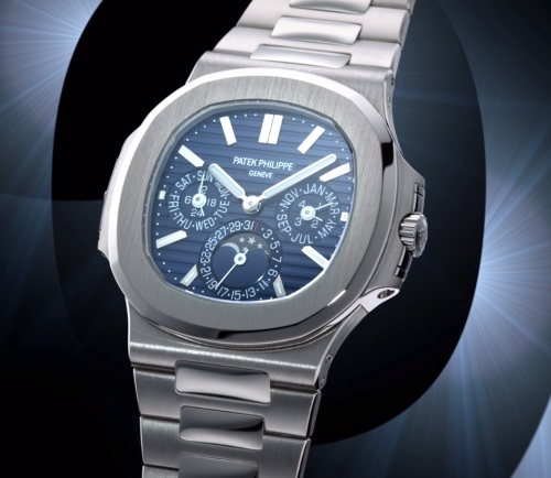 The multi-functional fake watch has steel blue dial.